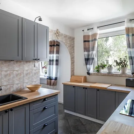 Apartment Wonderful 2- Bedroom With Soul Wwa70 Warsaw